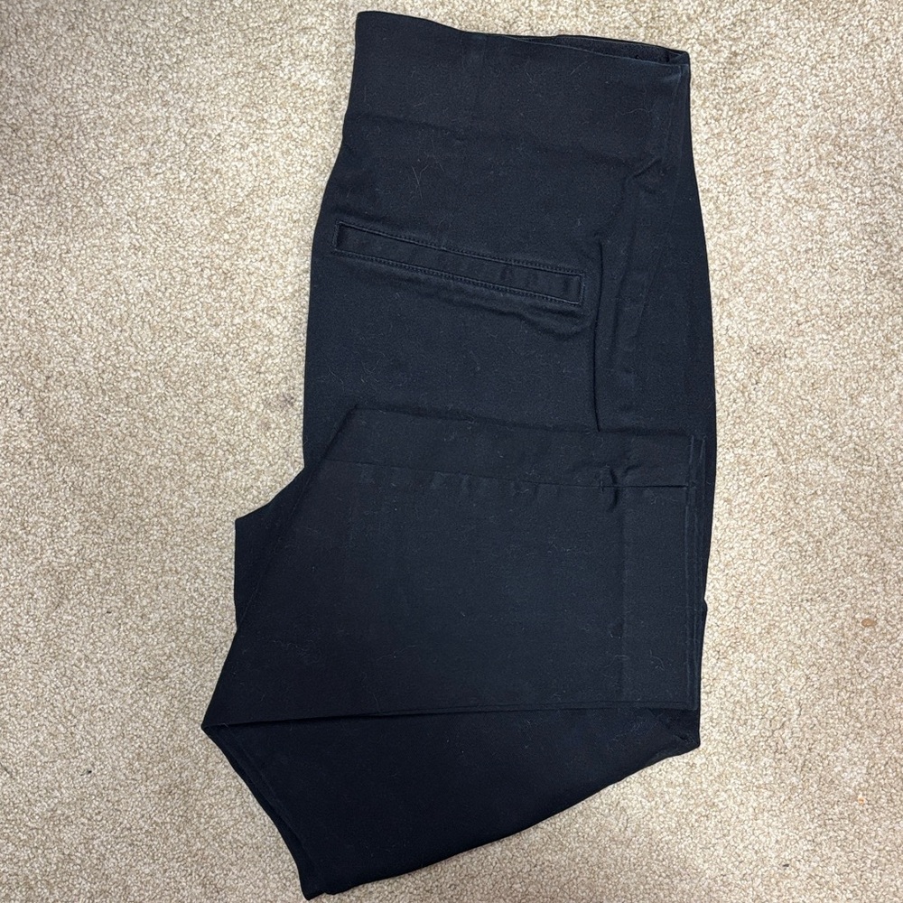 Old Navy Black Women's Pixie Pants